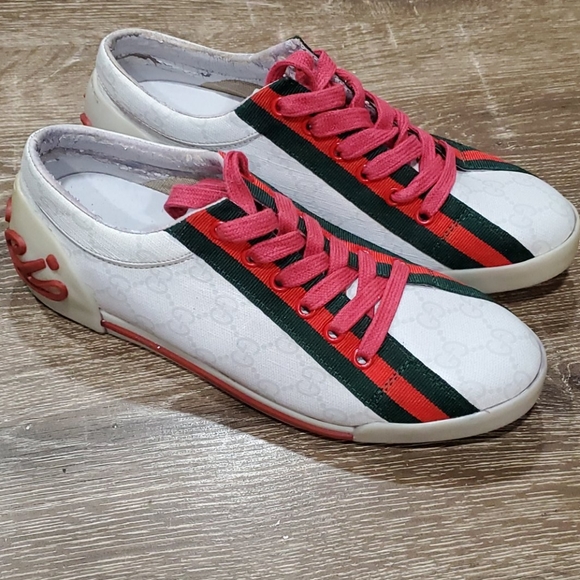 Top 10 Most Expensive Shoes Brands In The World 2019 Trendrr Sapatos